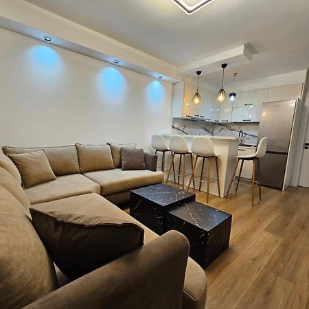 Elois Luxury Apartment Tiranë Eksteriør bilde