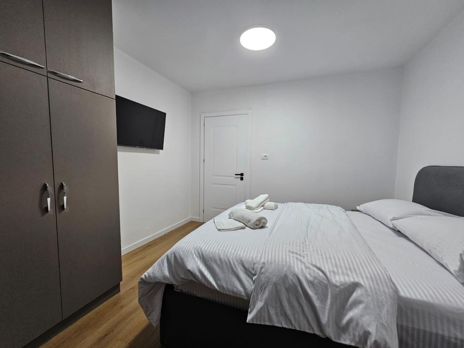 Elois Luxury Apartment Tiranë Eksteriør bilde