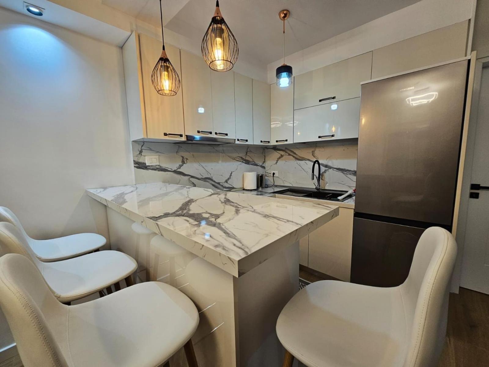 Elois Luxury Apartment Tiranë Eksteriør bilde