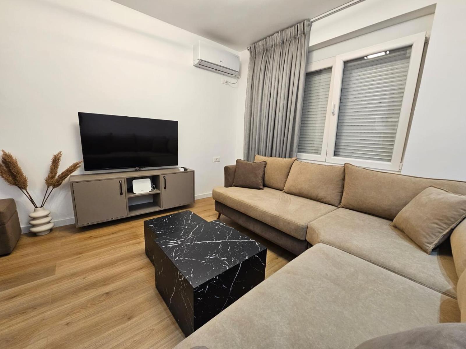 Elois Luxury Apartment Tiranë Eksteriør bilde